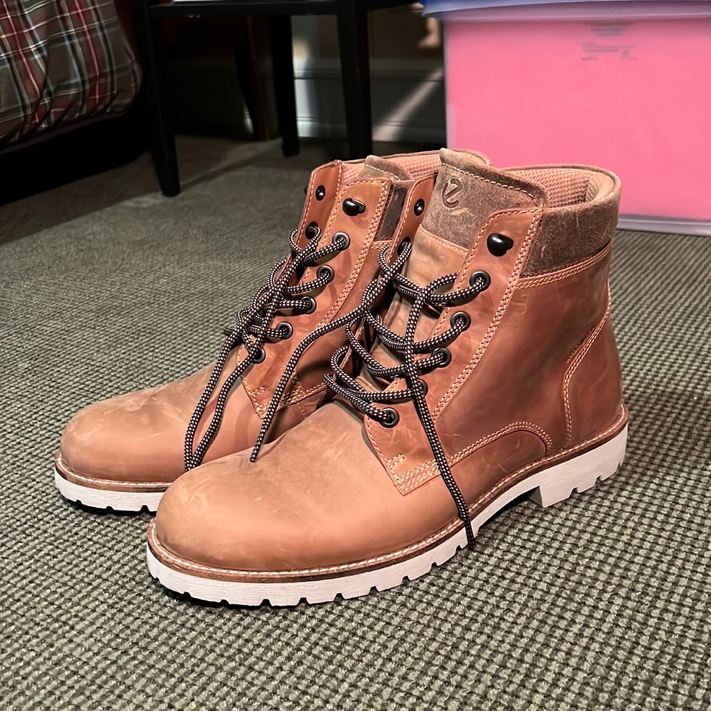 Ecco Boots Men’s Size EU: 45 (US: 11 - 11.5)